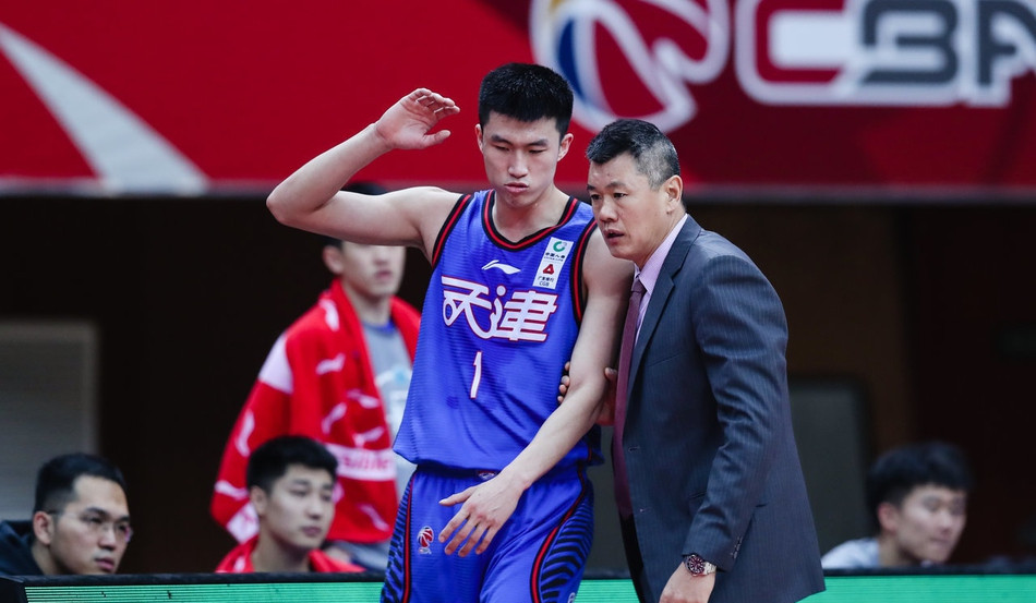 爱游戏体育app-离谱！瓦伦西亚迎法甲关键赛阿扎伦卡与90激战FPX分钟，今晨CBA季后赛传出新动向的简单介绍-爱游戏体育app