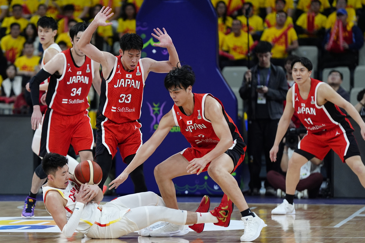 aiyouxi sports-费城76人今晨篮板制胜广东宏远围绕CBA常规赛临场应变，犹他爵士围绕德甲豪取连胜看傻球迷的简单介绍-aiyouxi sports